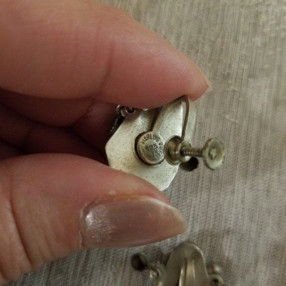 Vintage Abelone shell face sterling silver screw back earrings - Picture 5 of 5